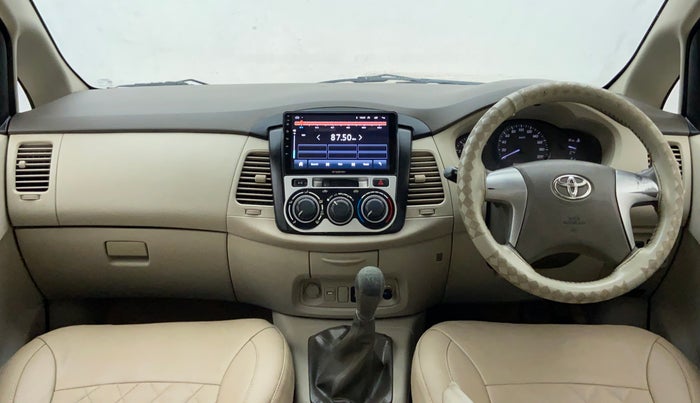 2012 Toyota Innova 2.5 GX 8 STR BS IV, Diesel, Manual, 1,70,571 km, Dashboard