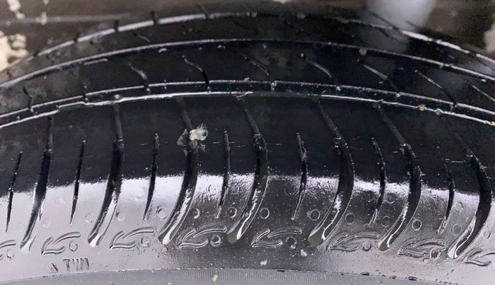 2019 Maruti S PRESSO VXI, Petrol, Manual, 26,660 km, Left Rear Tyre Tread