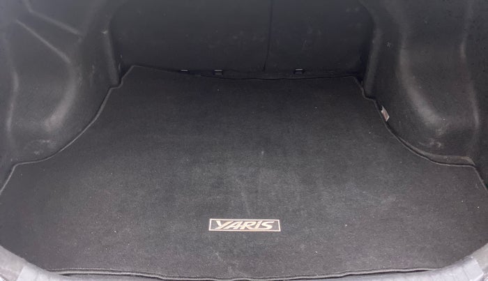 2019 Toyota YARIS V CVT, Petrol, Automatic, 34,863 km, Boot Inside