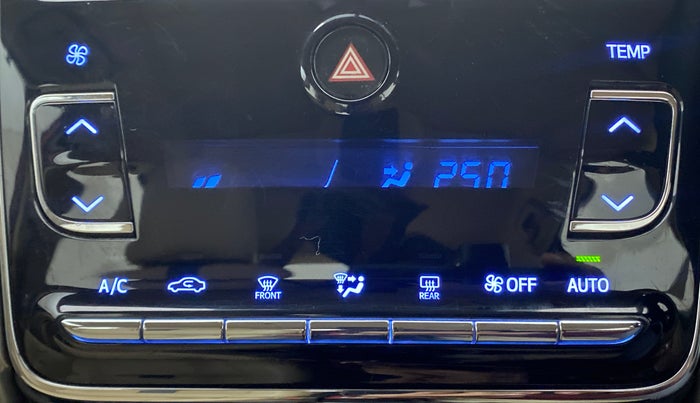 2019 Toyota YARIS V CVT, Petrol, Automatic, 34,863 km, Automatic Climate Control