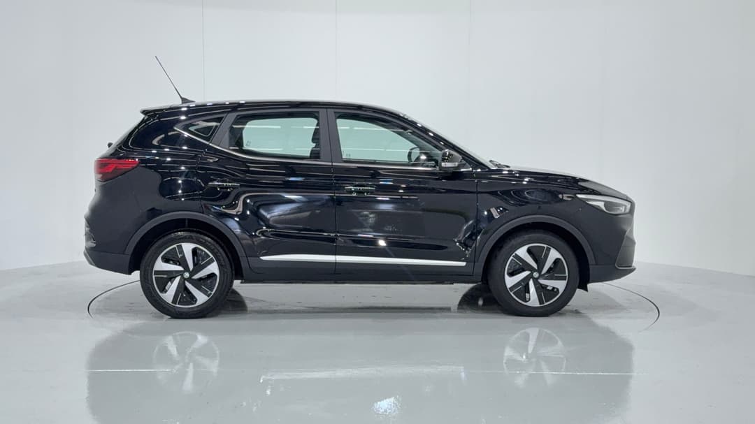 2023 MG ZS EV Excite, Automatic, 35817 km, Right Side View