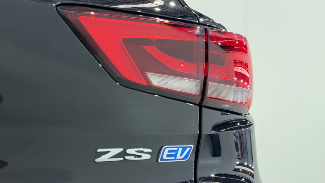 2023 MG ZS EV Excite, Automatic, 35817 km, Badge (Boot Right Side)