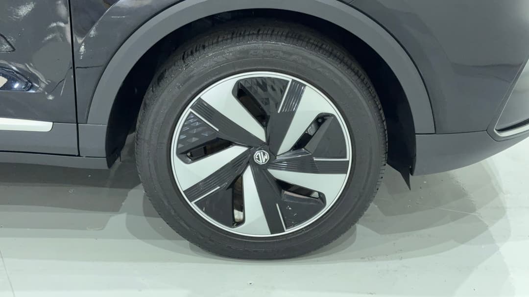 2023 MG ZS EV Excite, Automatic, 35817 km, Right Front Wheel