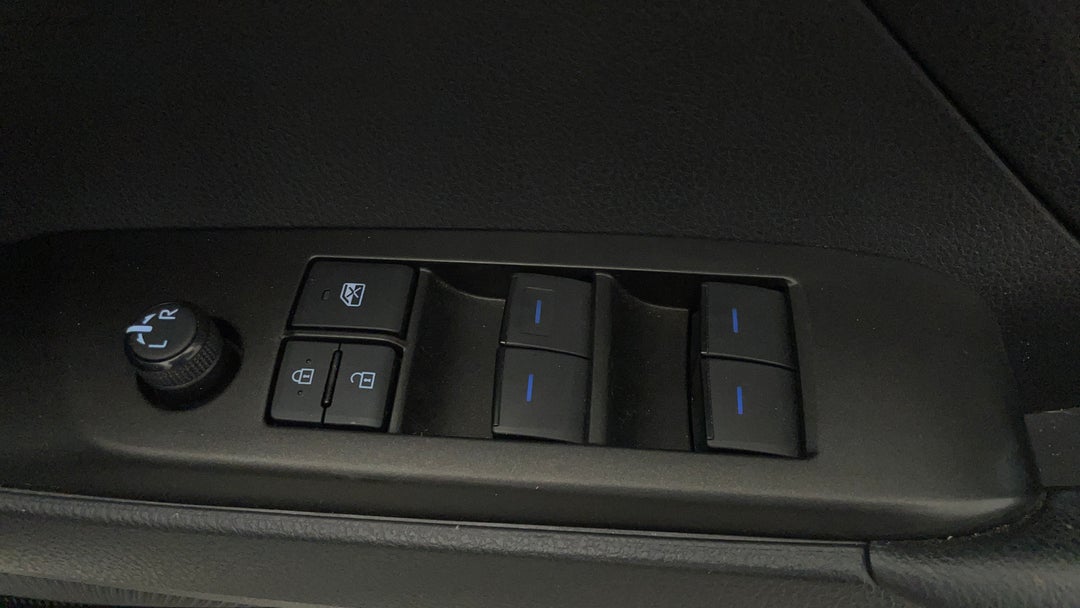 Drivers Side Door Panel Controls