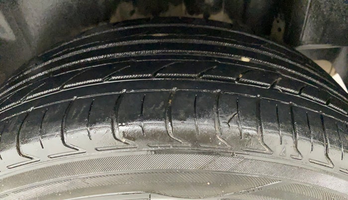 2018 Skoda Rapid AMBITION 1.5 TDI AT, Diesel, Automatic, 92,475 km, Left Rear Tyre Tread