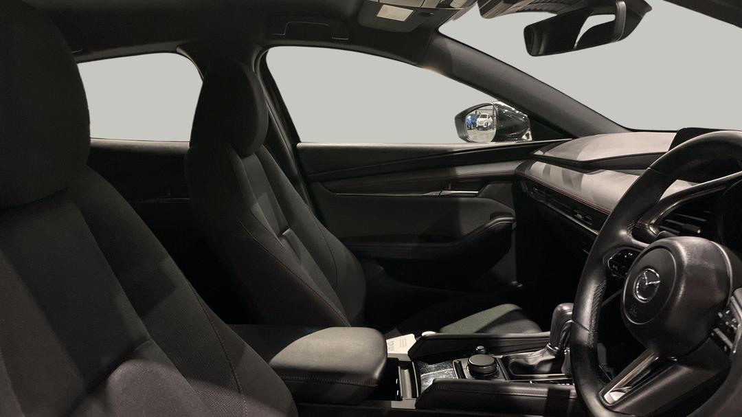 2024 Mazda Mazda3 G25 Evolve Sp, Automatic, 57913 km, Right Side Front Door Cabin View