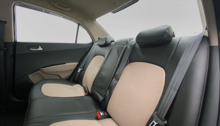 2018 Hyundai Xcent SX 1.2, Petrol, Manual, 22,619 km, Right Side Rear Door Cabin