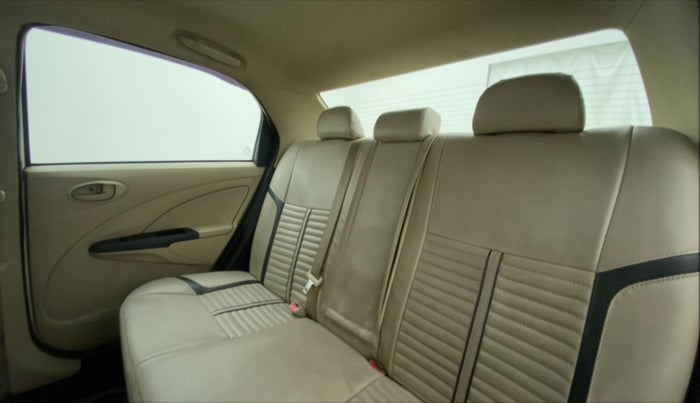 2017 Toyota Etios GD, Diesel, Manual, 55,260 km, Right Side Rear Door Cabin