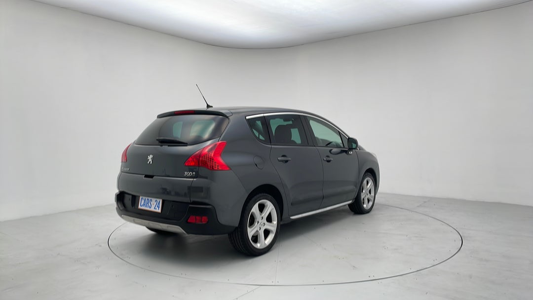 Right Back Diagonal (45- Degree) View