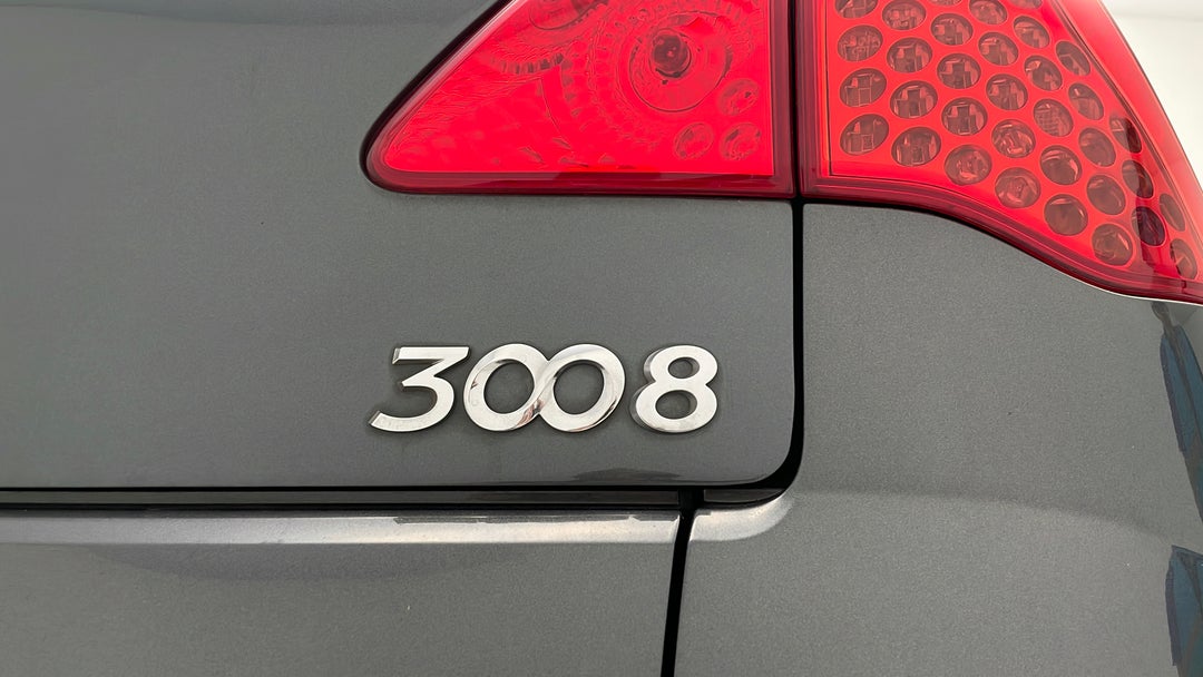 Badge (Boot Right Side)