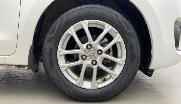 2018 Maruti Swift ZXI (AMT), Petrol, Automatic, 23,649 km, Right Front Tyre