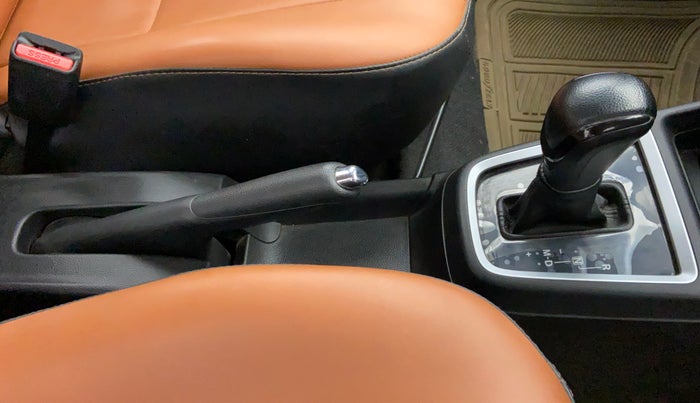 2018 Maruti Swift ZXI (AMT), Petrol, Automatic, 23,649 km, Gear Lever