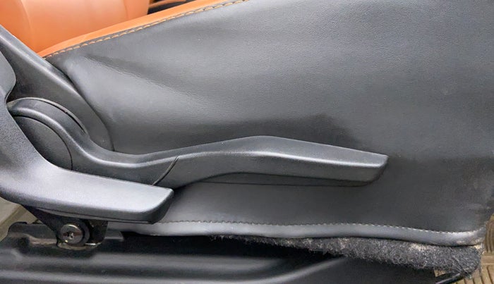 2018 Maruti Swift ZXI (AMT), Petrol, Automatic, 23,649 km, Driver Side Adjustment Panel
