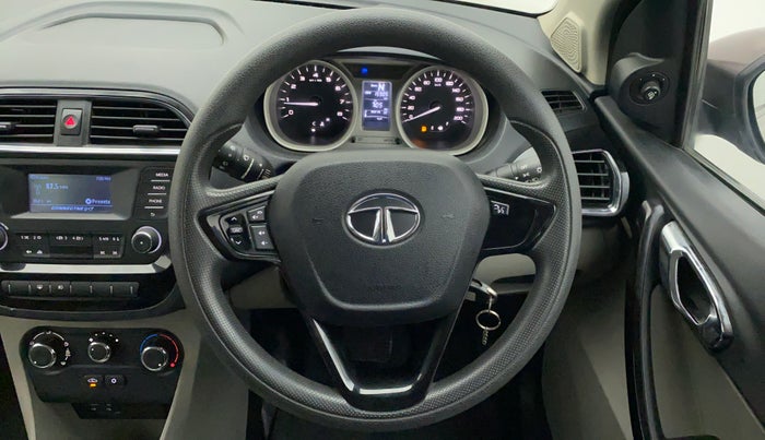 2017 Tata Tiago XZA PETROL, Petrol, Automatic, 15,905 km, Steering Wheel Close Up