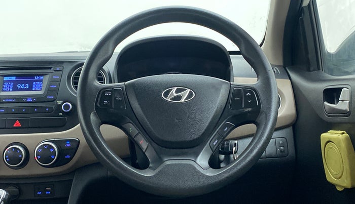 2016 Hyundai Grand i10 SPORTZ 1.1 CRDI, Diesel, Manual, 63,248 km, Steering Wheel Close Up