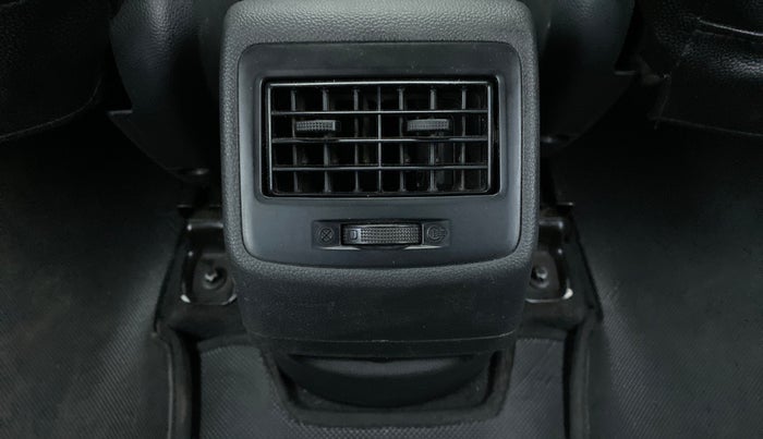 2016 Hyundai Grand i10 SPORTZ 1.1 CRDI, Diesel, Manual, 63,248 km, Rear AC Vents