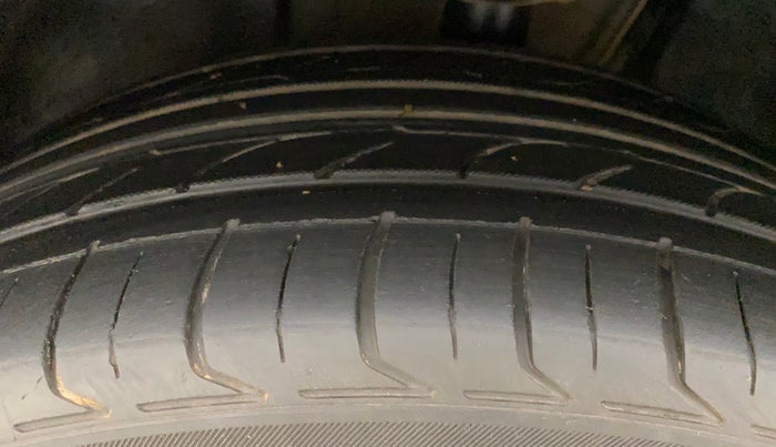 2021 Skoda KUSHAQ STYLE 1.5L TSI MT, Petrol, Manual, 38,566 km, Left Front Tyre Tread