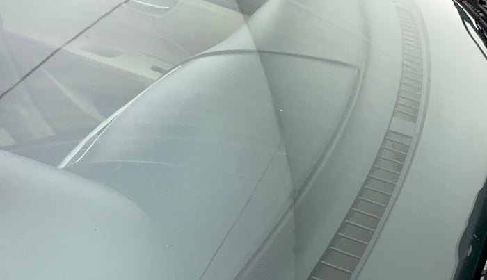 2013 Maruti Swift Dzire VXI, Petrol, Manual, 91,339 km, Front windshield - Minor spot on windshield