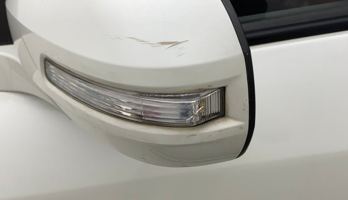 2013 Maruti Swift Dzire VXI, Petrol, Manual, 91,339 km, Left rear-view mirror - Indicator light has minor damage