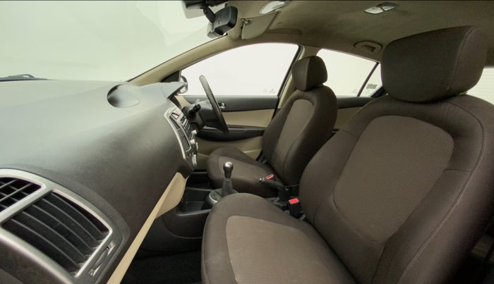 2012 Hyundai i20 SPORTZ 1.2, Petrol, Manual, 89,521 km, Right Side Front Door Cabin