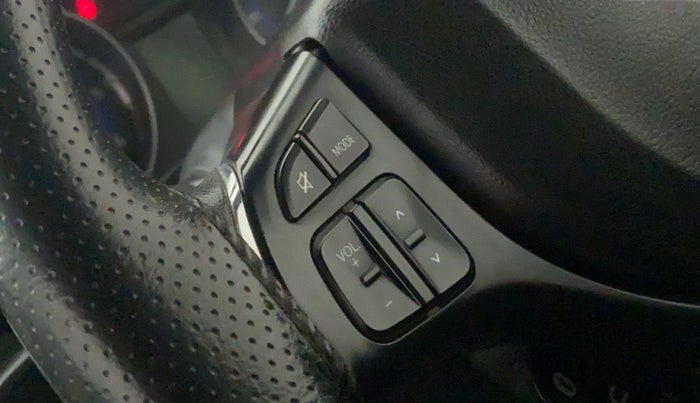 2016 Maruti Baleno DELTA DIESEL 1.3, Diesel, Manual, 56,967 km, Steering wheel - Sound system control not functional