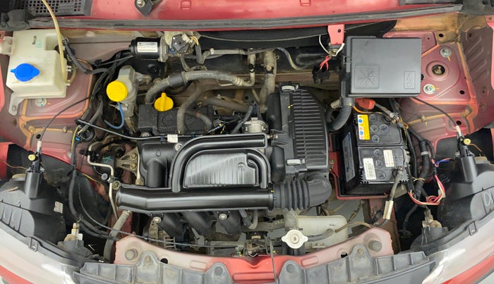 2018 Renault Kwid 1.0 RXT Opt, Petrol, Manual, 71,630 km, Engine Bonet View