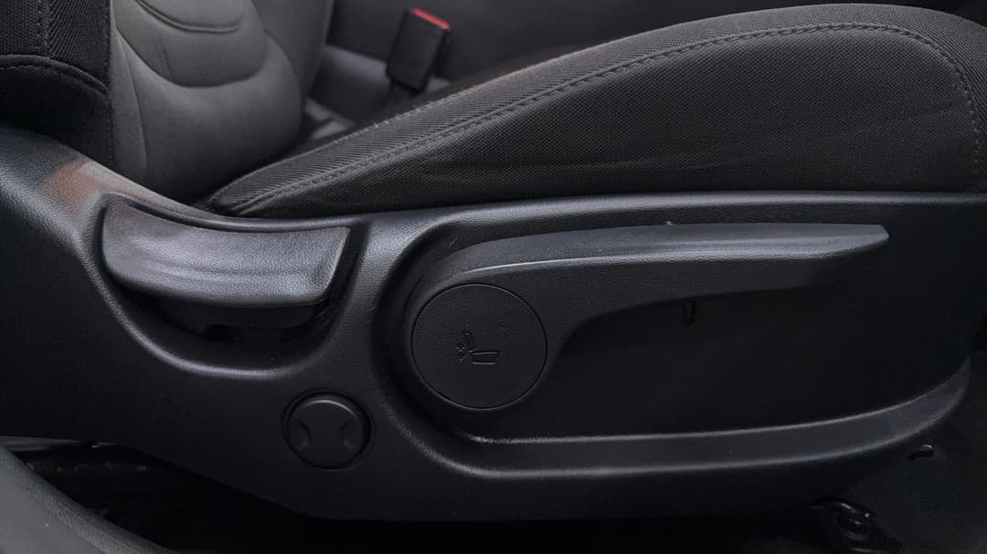 2021 Hyundai Tucson (FWD), Automatic, 78618 km, Drivers Side Adjustment Panel