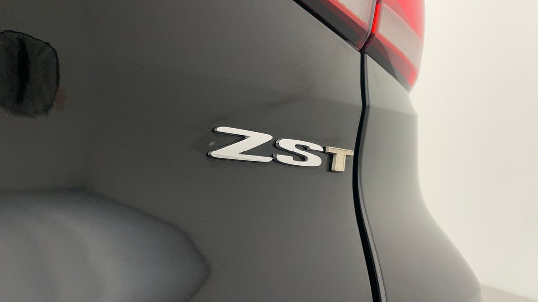 Badge (Boot Right Side)