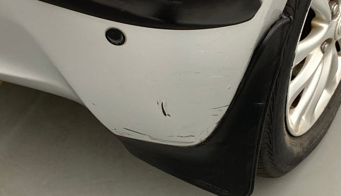 2013 Toyota Etios Liva V, Petrol, Manual, 46,214 km, Rear bumper - Minor scratches