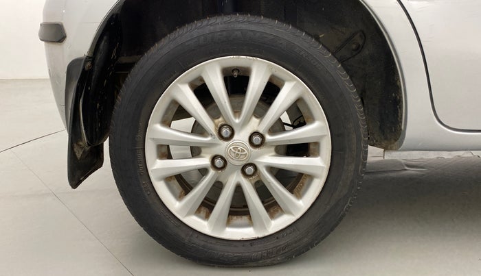 2013 Toyota Etios Liva V, Petrol, Manual, 46,214 km, Right Rear Wheel