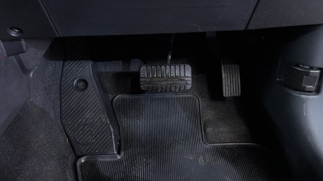 2019 Mitsubishi ASX Ls (2WD), Automatic, 96759 km, Pedals and Footmat