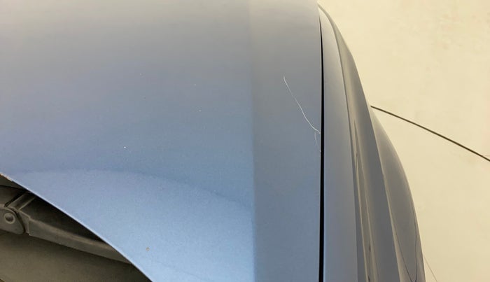 2016 Volkswagen Ameo HIGHLINE1.2L, Petrol, Manual, 77,603 km, Bonnet (hood) - Minor scratches