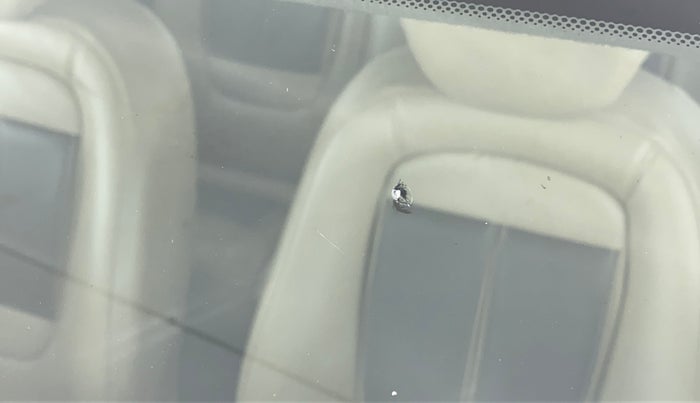 2011 Hyundai i20 SPORTZ 1.2 O, Petrol, Manual, 87,079 km, Front windshield - Minor damage