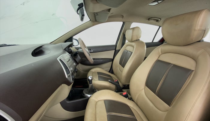 2011 Hyundai i20 SPORTZ 1.2 O, Petrol, Manual, 87,079 km, Right Side Front Door Cabin