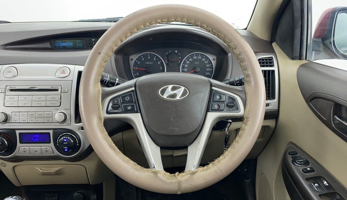 2011 Hyundai i20 SPORTZ 1.2 O, Petrol, Manual, 87,079 km, Steering Wheel Close Up