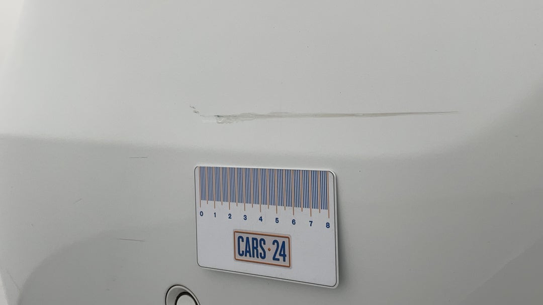 Bumper Rear Scratch