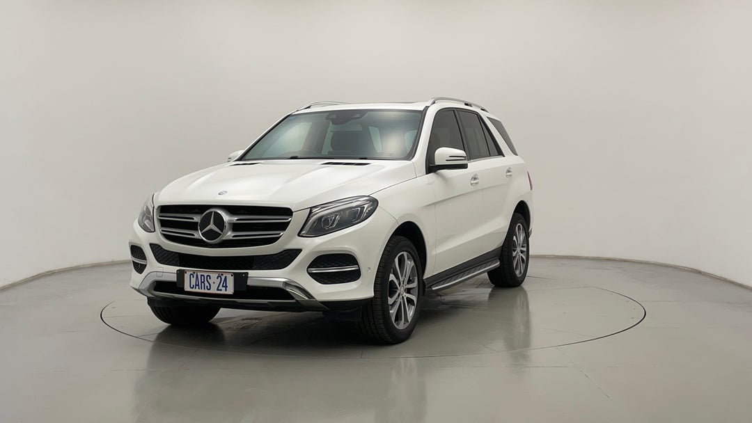 Left Front Diagonal (45- Degree) View