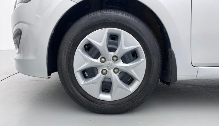 2016 Hyundai Verna FLUIDIC 1.6 VTVT S, Petrol, Manual, 30,696 km, Left Front Wheel