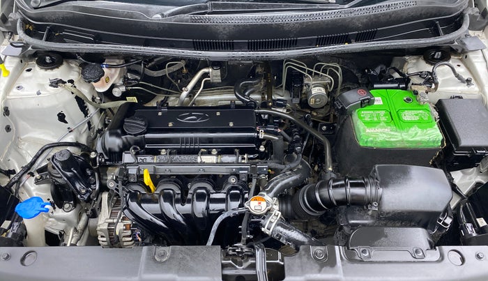 2016 Hyundai Verna FLUIDIC 1.6 VTVT S, Petrol, Manual, 30,696 km, Engine Bonet View