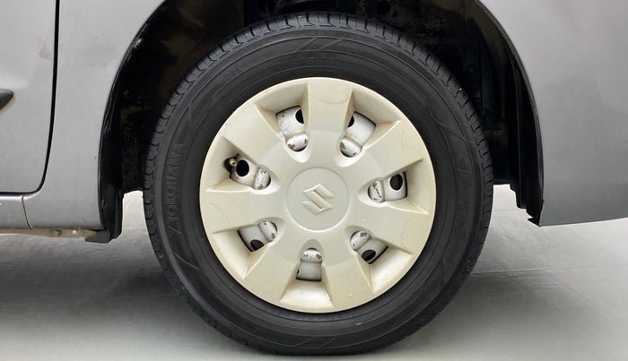 2013 Maruti Wagon R 1.0 LXI CNG, CNG, Manual, 54,790 km, Right Front Wheel