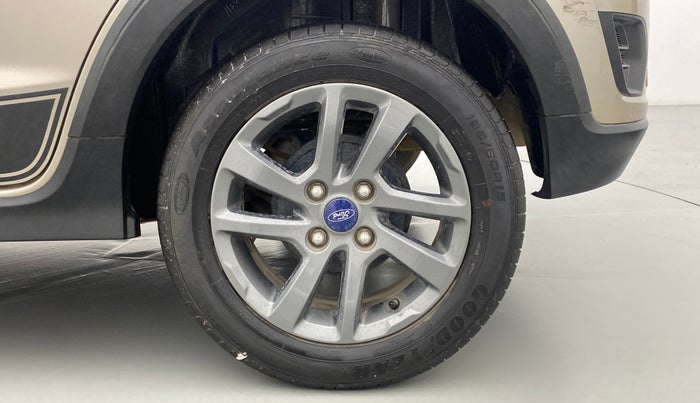 2018 Ford FREESTYLE TITANIUM 1.2 TI-VCT MT, Petrol, Manual, 25,447 km, Left Rear Wheel