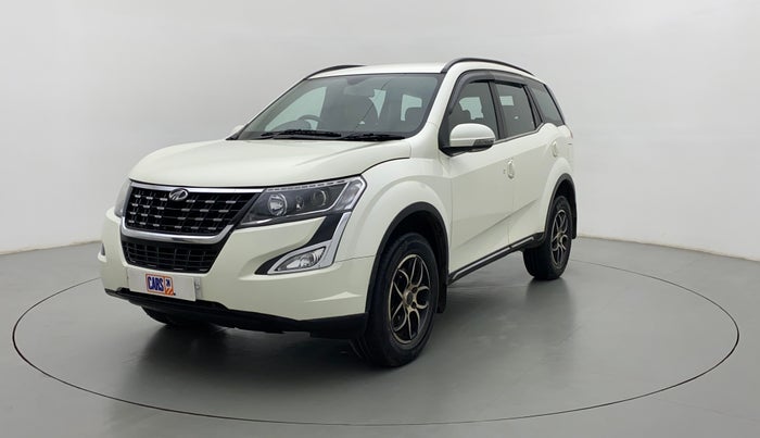 2018 Mahindra XUV500 W7 AT, Diesel, Automatic, 64,689 km, Left Front Diagonal