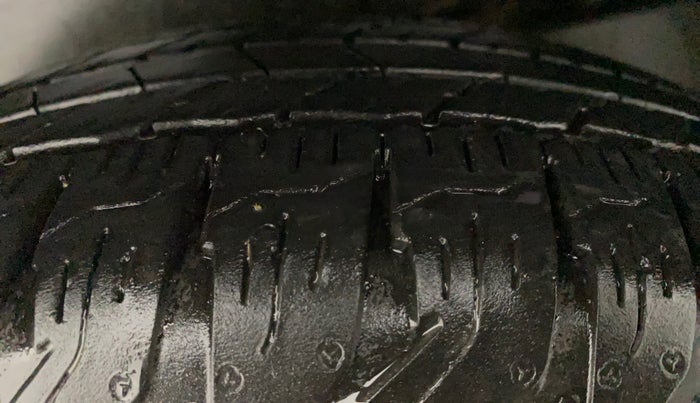2022 Mahindra BOLERO NEO N 10 (O), Diesel, Manual, 23,532 km, Right Rear Tyre Tread