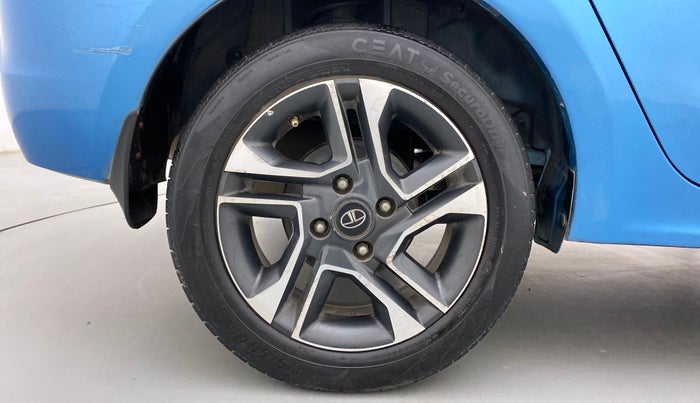 2017 Tata TIGOR XZ (O) PETROL, Petrol, Manual, 66,886 km, Right Rear Wheel