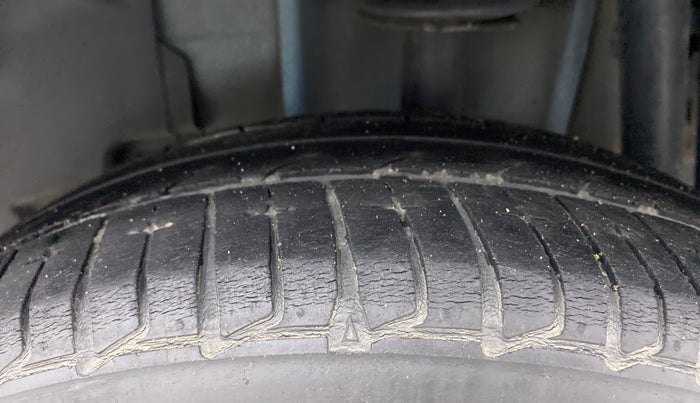 2017 Tata TIGOR XZ (O) PETROL, Petrol, Manual, 66,886 km, Left Rear Tyre Tread