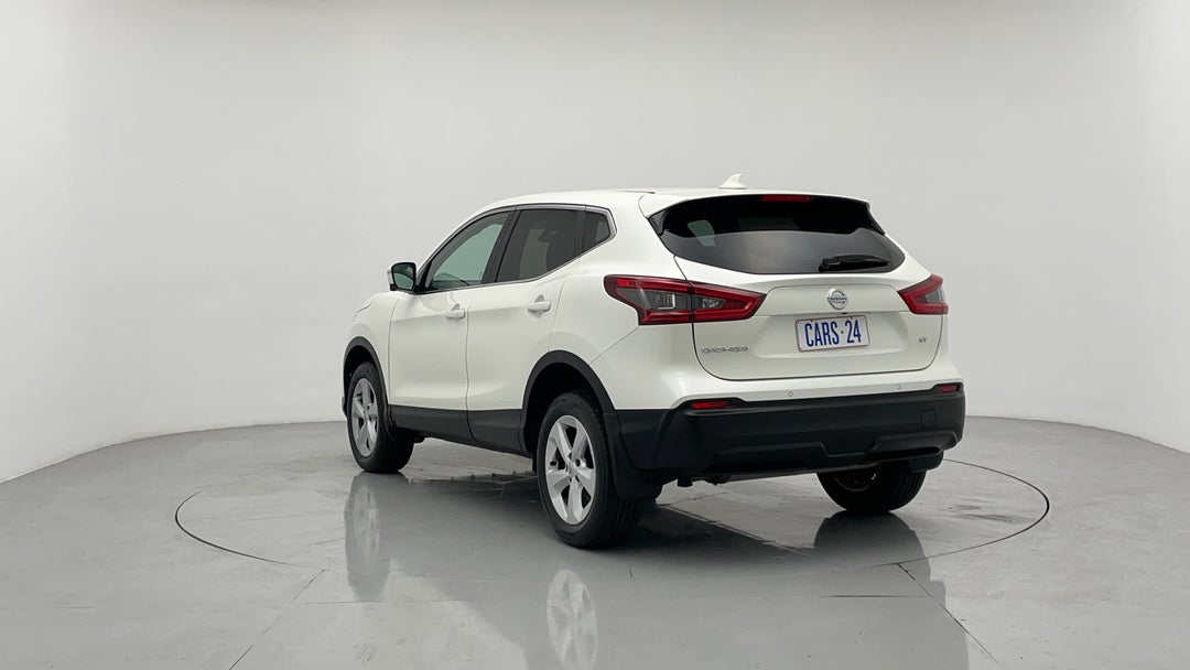 Left Back Diagonal (45- Degree) View