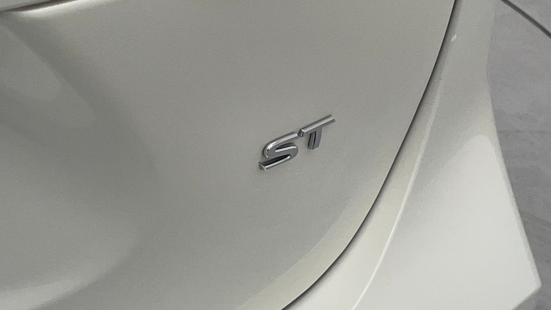 Badge (Boot Right Side)