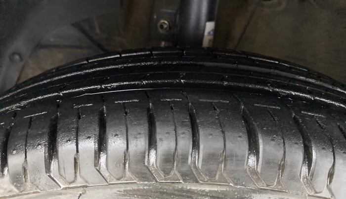 2019 Maruti Dzire VXI AMT, Petrol, Automatic, 12,892 km, Left Front Tyre Tread