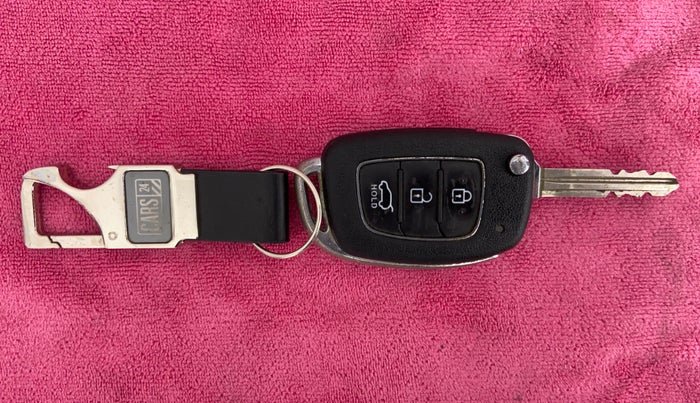 2017 Hyundai Elite i20 ASTA 1.2, Petrol, Manual, Key Close-up