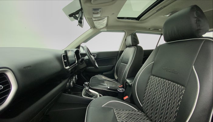 2019 Hyundai VENUE SX PLUS 1.0 TURBO DCT, Petrol, Automatic, 67,033 km, Right Side Front Door Cabin